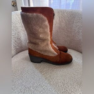 VTG Quoddy Moccasins Boots Brown Shearling Leather USA Made 60s Western Boho 6